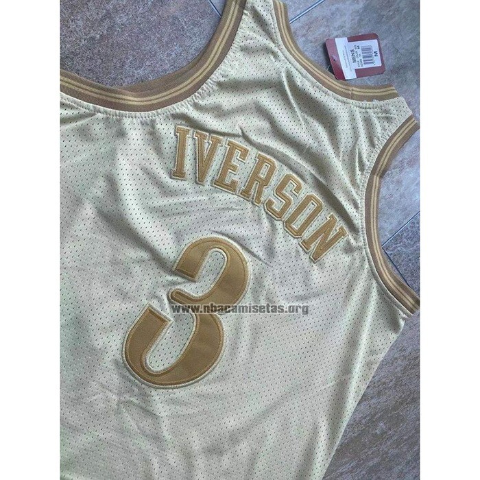 Camiseta Philadelphia 76ers Allen Iverson NO 3 Mitchell & Ness 2000-01 Oro